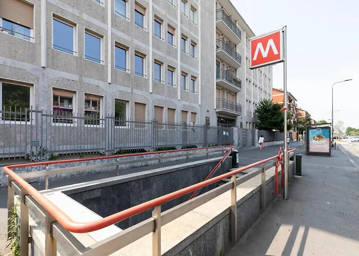 West - Modern And Comfortable Mailand